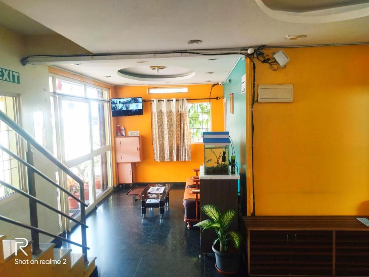 Oyo 75854 Hotel Harsha Residency Bangalore Extérieur photo