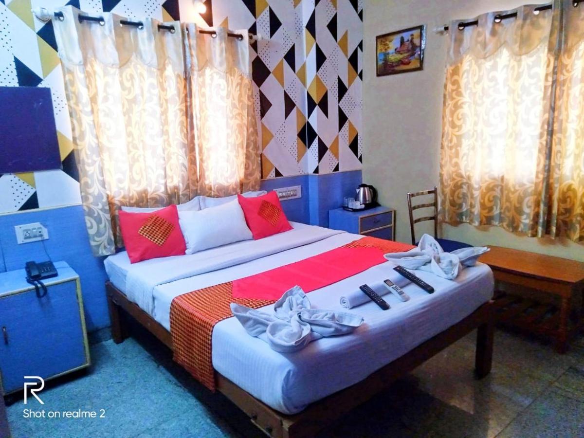 Oyo 75854 Hotel Harsha Residency Bangalore Extérieur photo